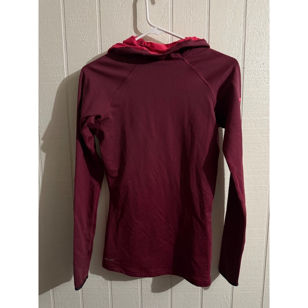 Nike Pro Hyperwarm Dri-FIT Hoodie Womens Small Burgundy Pink Long Sleeve Top